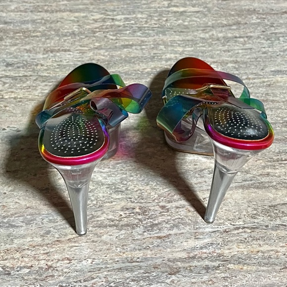 NWOB Azalea Wang Croix Rainbow 🌈 open toe strapped high heels sandals - Picture 2 of 16